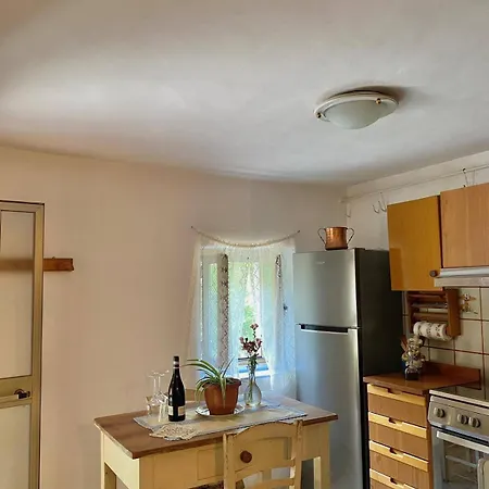 Homestay Casa Contadina Nel Ai Piedi Della Majella - Agricasa Caprafico