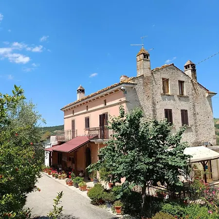 Casa Contadina Nel Ai Piedi Della Majella - Agricasa Caprafico Alloggio in famiglia *