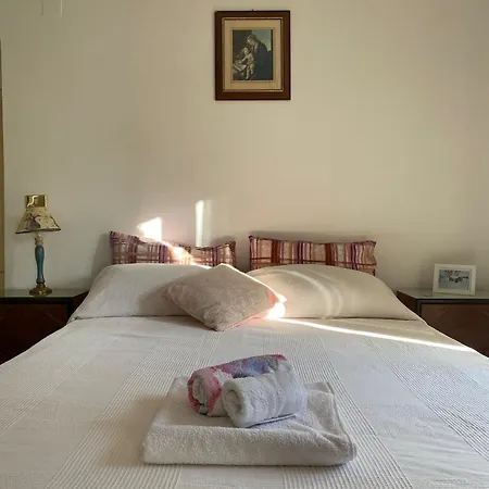 Casa Contadina Nel Ai Piedi Della Majella - Agricasa Caprafico Alloggio in famiglia *
