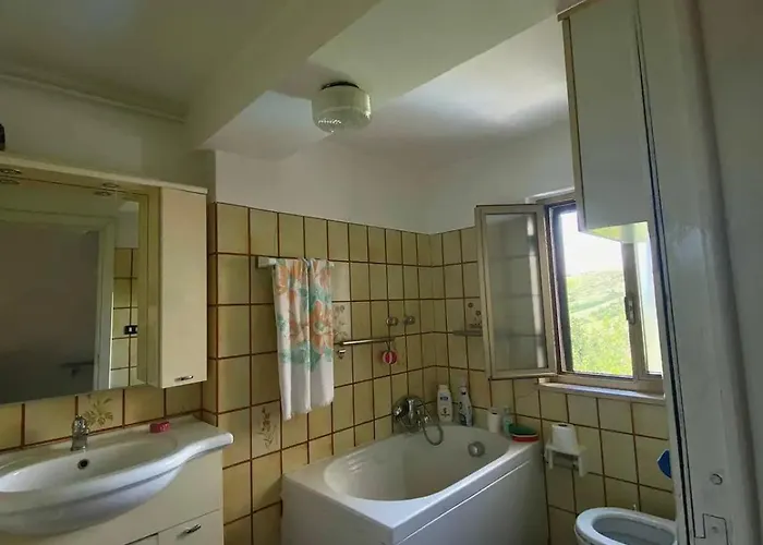 Casa Contadina Nel Ai Piedi Della Majella - Agricasa Caprafico * Casoli (Abruzzo)